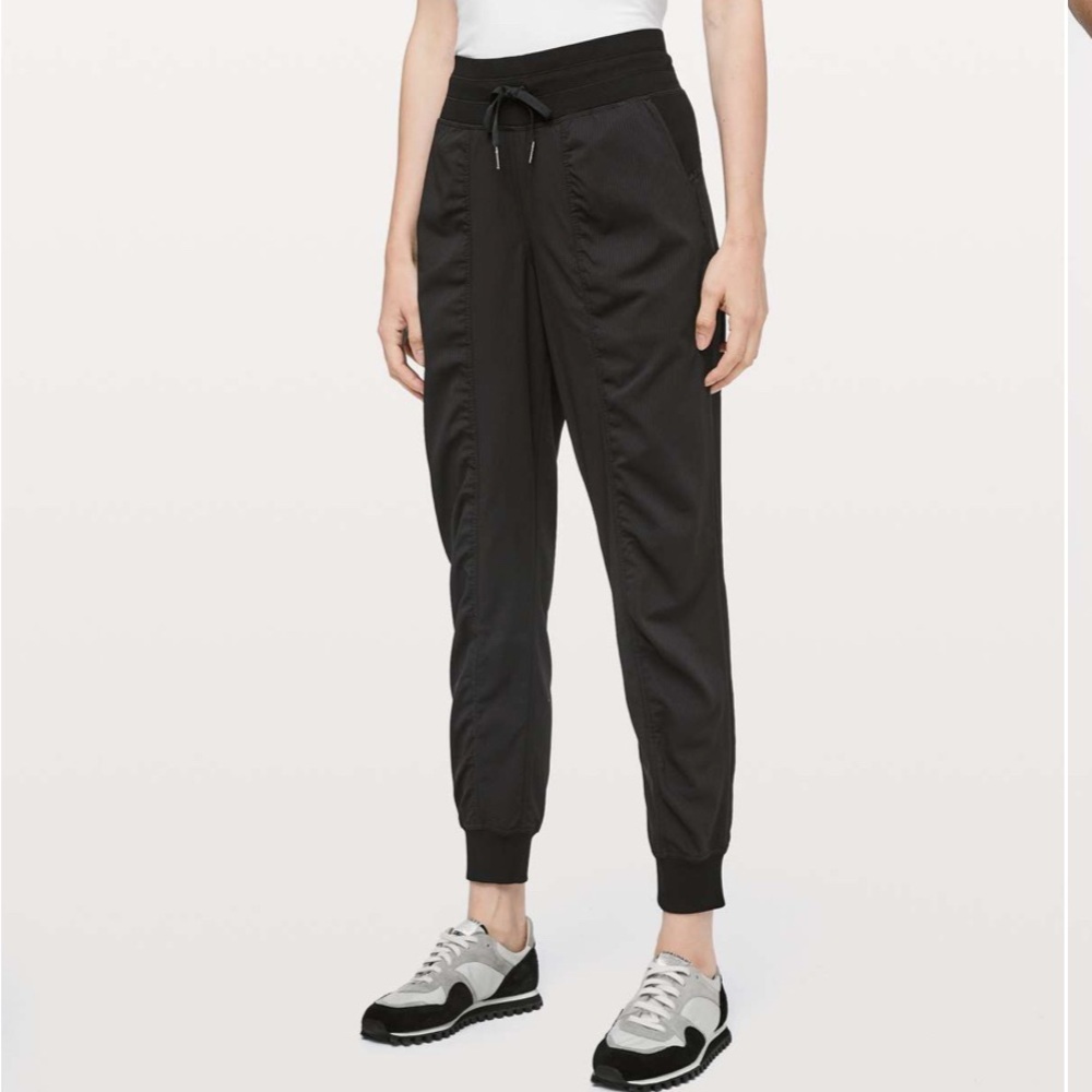 Lululemon Dance Studio Jogger *29" Black Size 2 Pants sweatpants